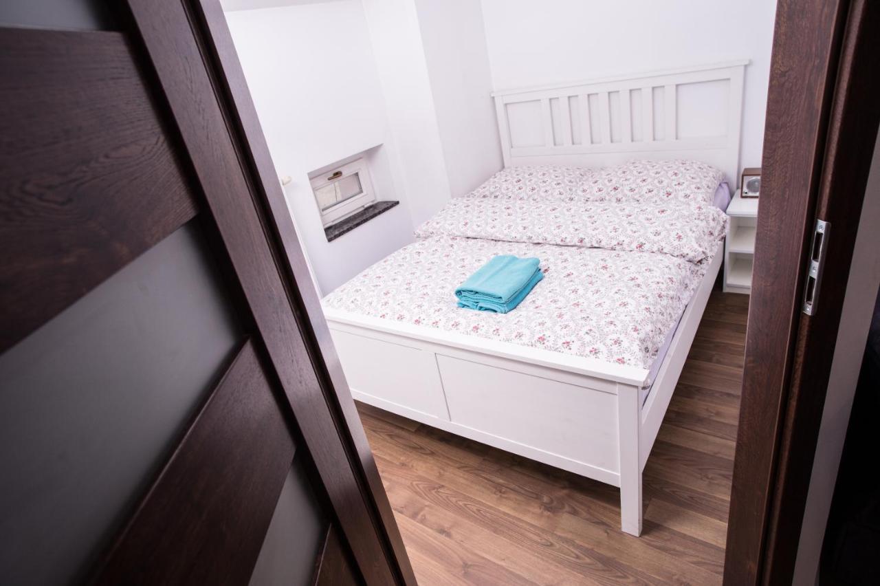 Mirror Apartments Krakow Dış mekan fotoğraf