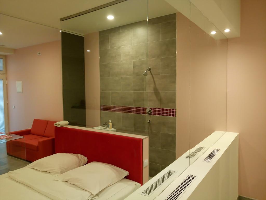 Mirror Apartments Krakow Dış mekan fotoğraf